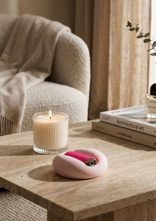 LE PORTE-BRIQUET 01
