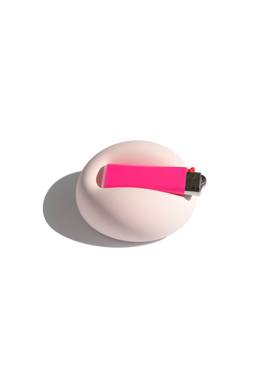 LE PORTE-BRIQUET 01